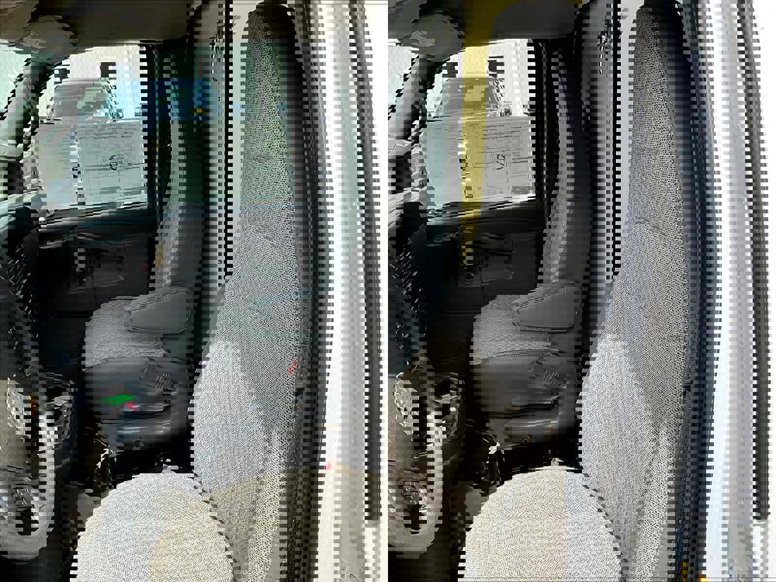 New 2025 Chevrolet Express 3500 w/ Power Convenience Package image 11