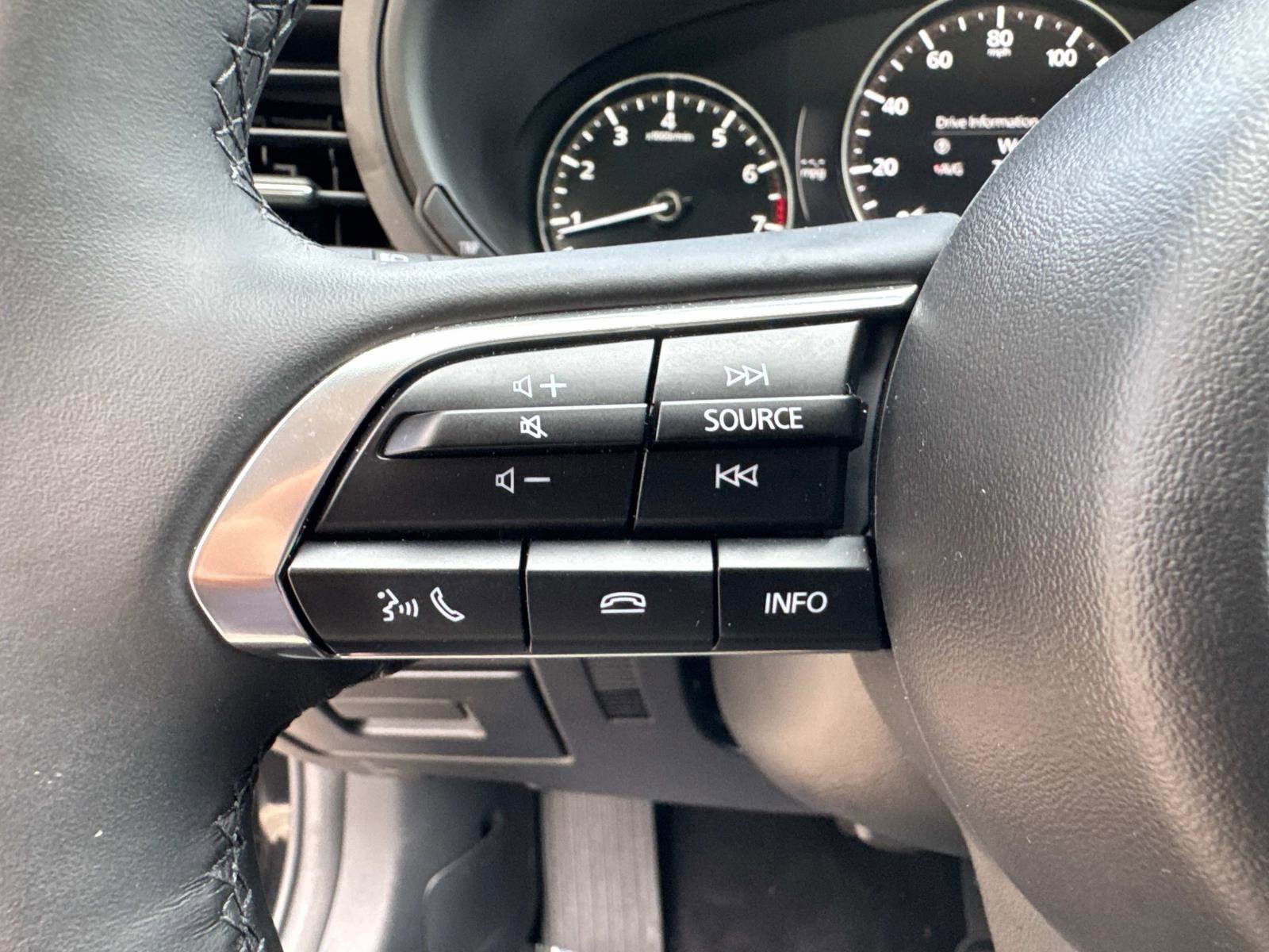 Used 2024 MAZDA MAZDA3 s image 32