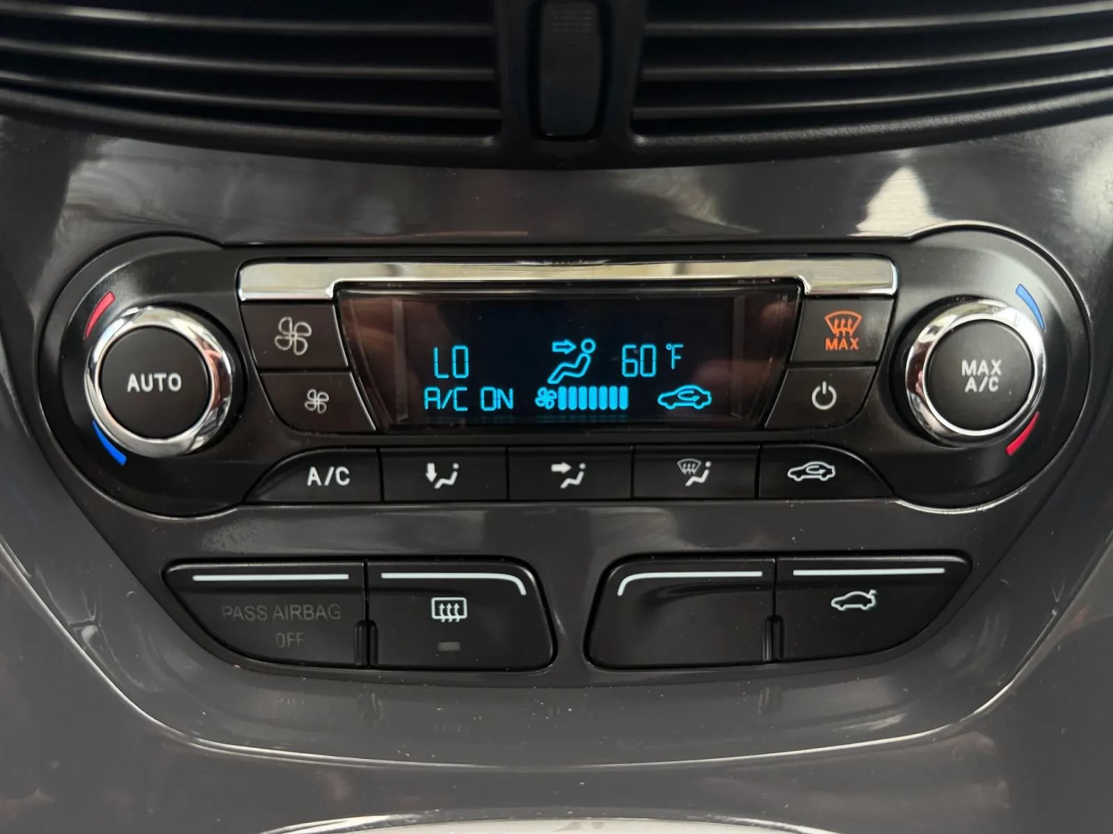 Used 2013 Ford C-MAX SEL FWD image 35