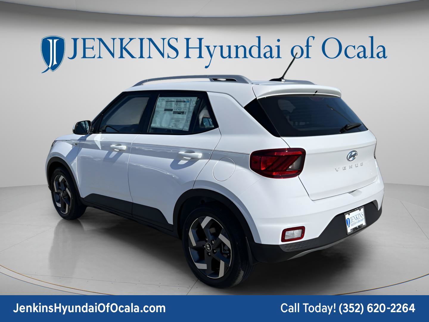 New 2025 Hyundai Venue SEL FWD image 6