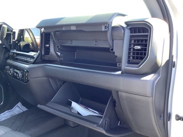 Used 2022 Chevrolet Silverado 1500 LT w/ Protection Package AWD/4WD image 40
