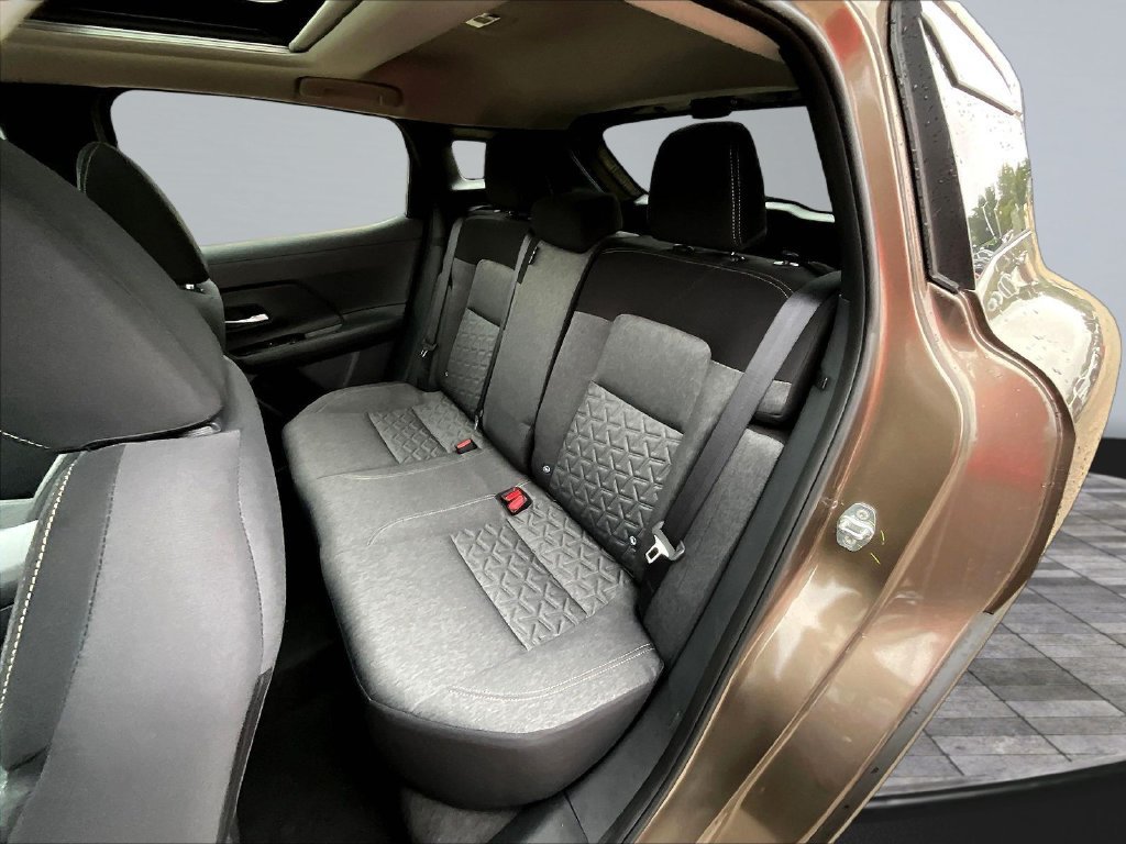 New 2026 Nissan Kicks SV w/ SV Premium Package AWD/4WD image 29