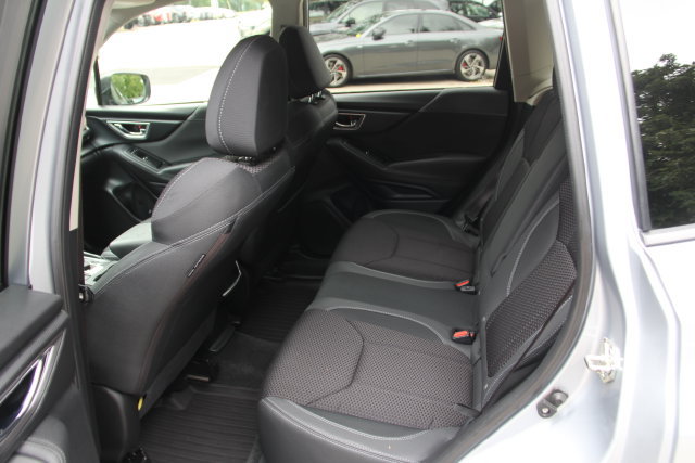Used 2019 Subaru Forester Premium w/ All-Weather Package AWD/4WD image 31