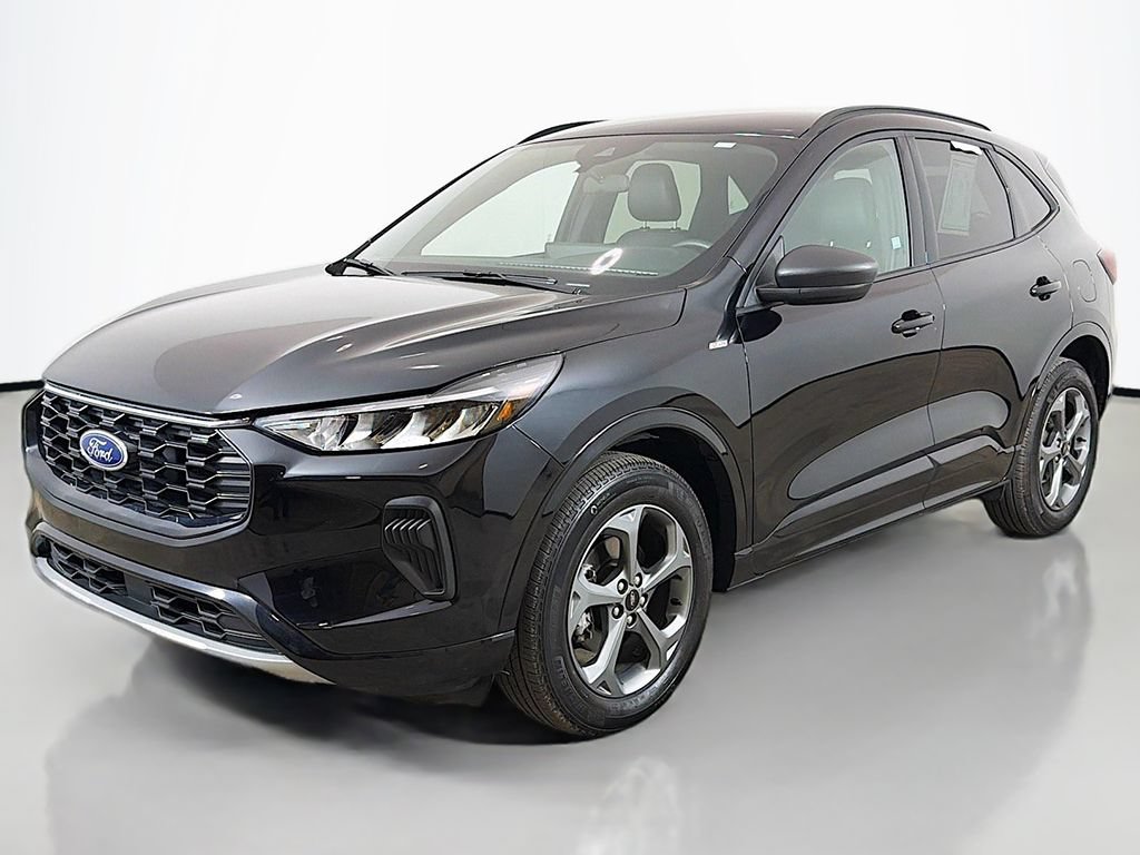 Used 2024 Ford Escape ST-Line w/ Tech Pack #1 AWD/4WD image 9