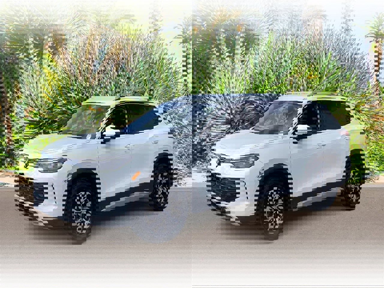 New 2025 Volkswagen Tiguan S image 1