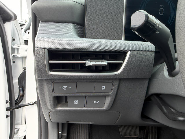 Used 2025 Hyundai Sonata SEL FWD image 21