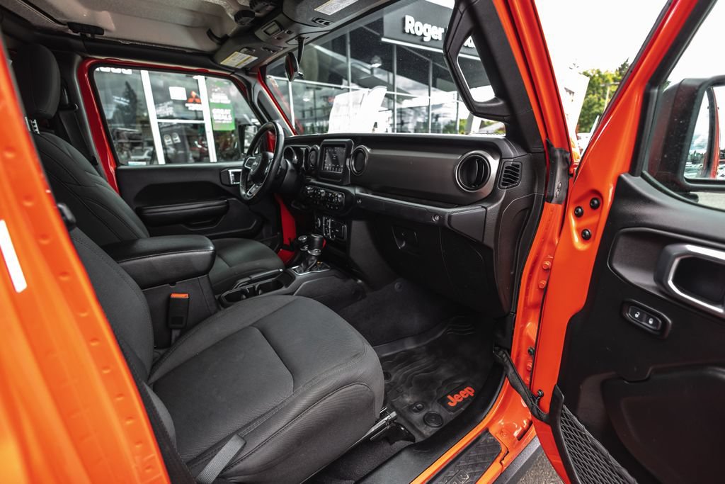 Used 2020 Jeep Gladiator Sport w/ Quick Order Package 24S AWD/4WD image 28