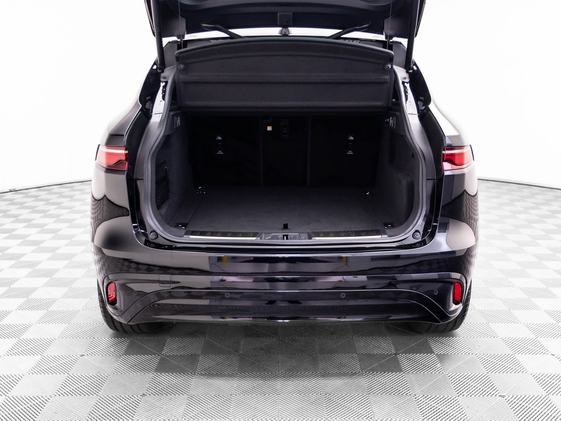 Used 2021 Jaguar F-PACE S AWD/4WD image 33