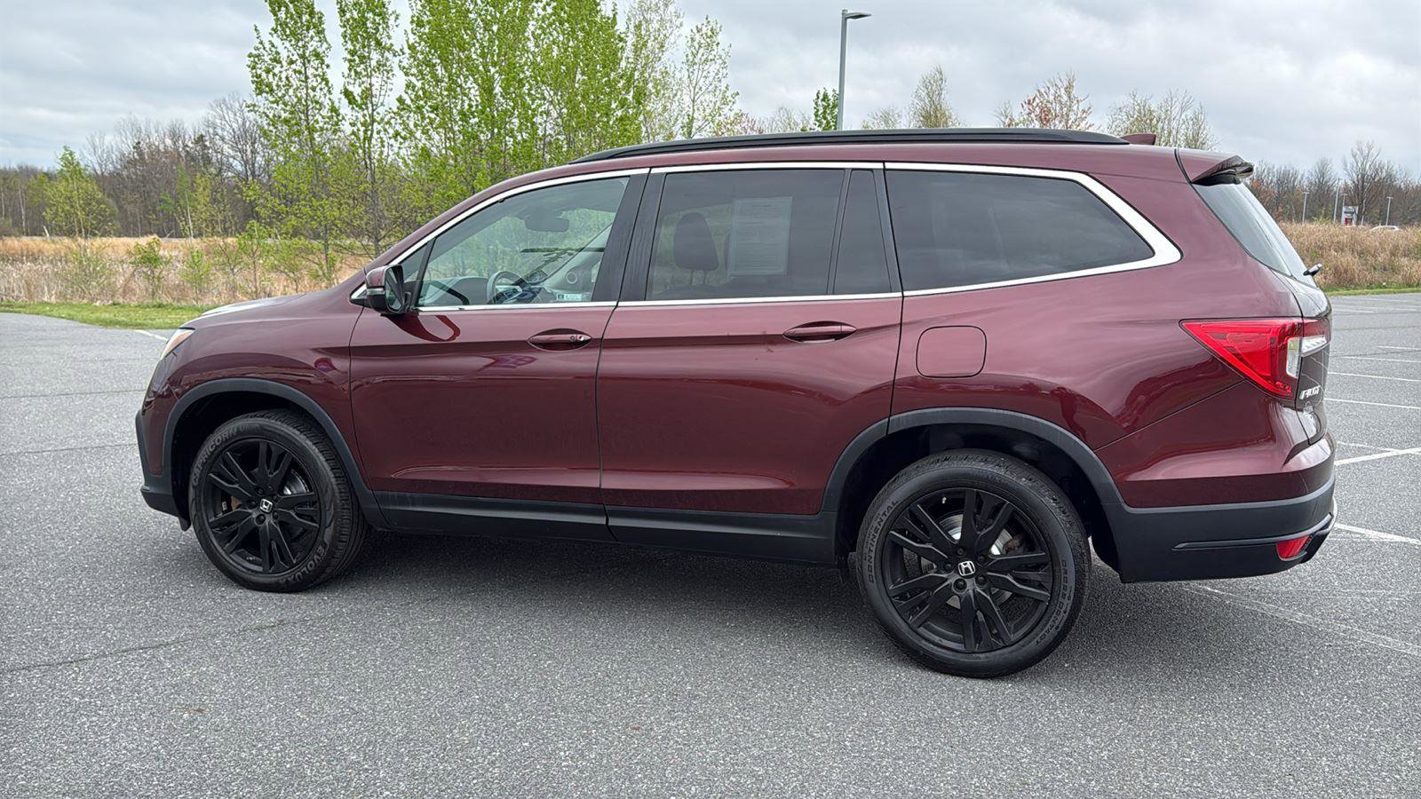 Used 2022 Honda Pilot Special Edition image 11