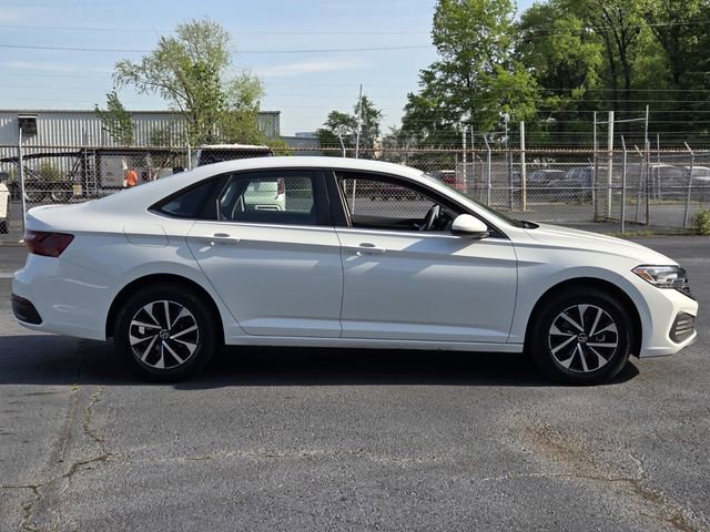 Used 2022 Volkswagen Jetta S image 6