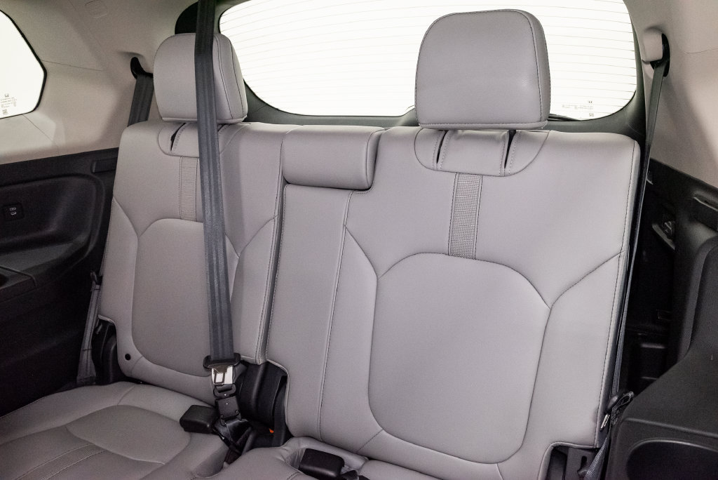 Used 2025 Honda Pilot EX-L image 28
