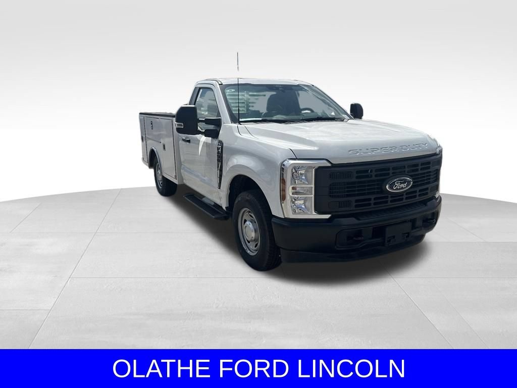 New 2025 Ford F250 XL w/ Camper Package RWD image 11