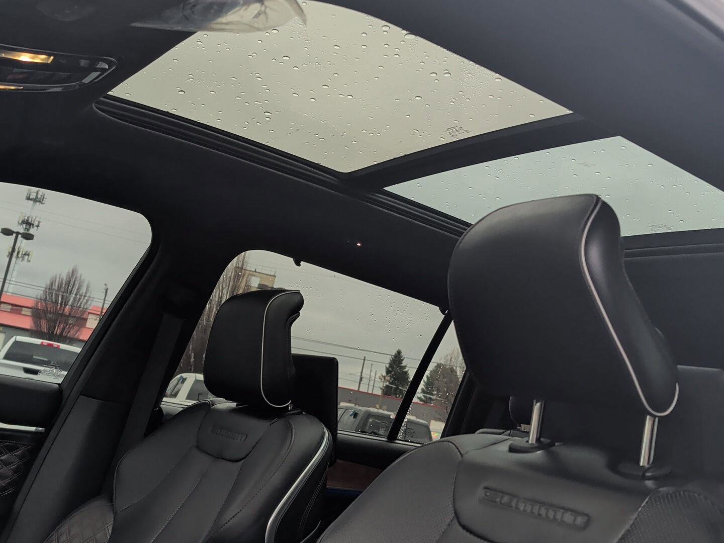 Used 2023 Jeep Grand Cherokee L Summit image 16