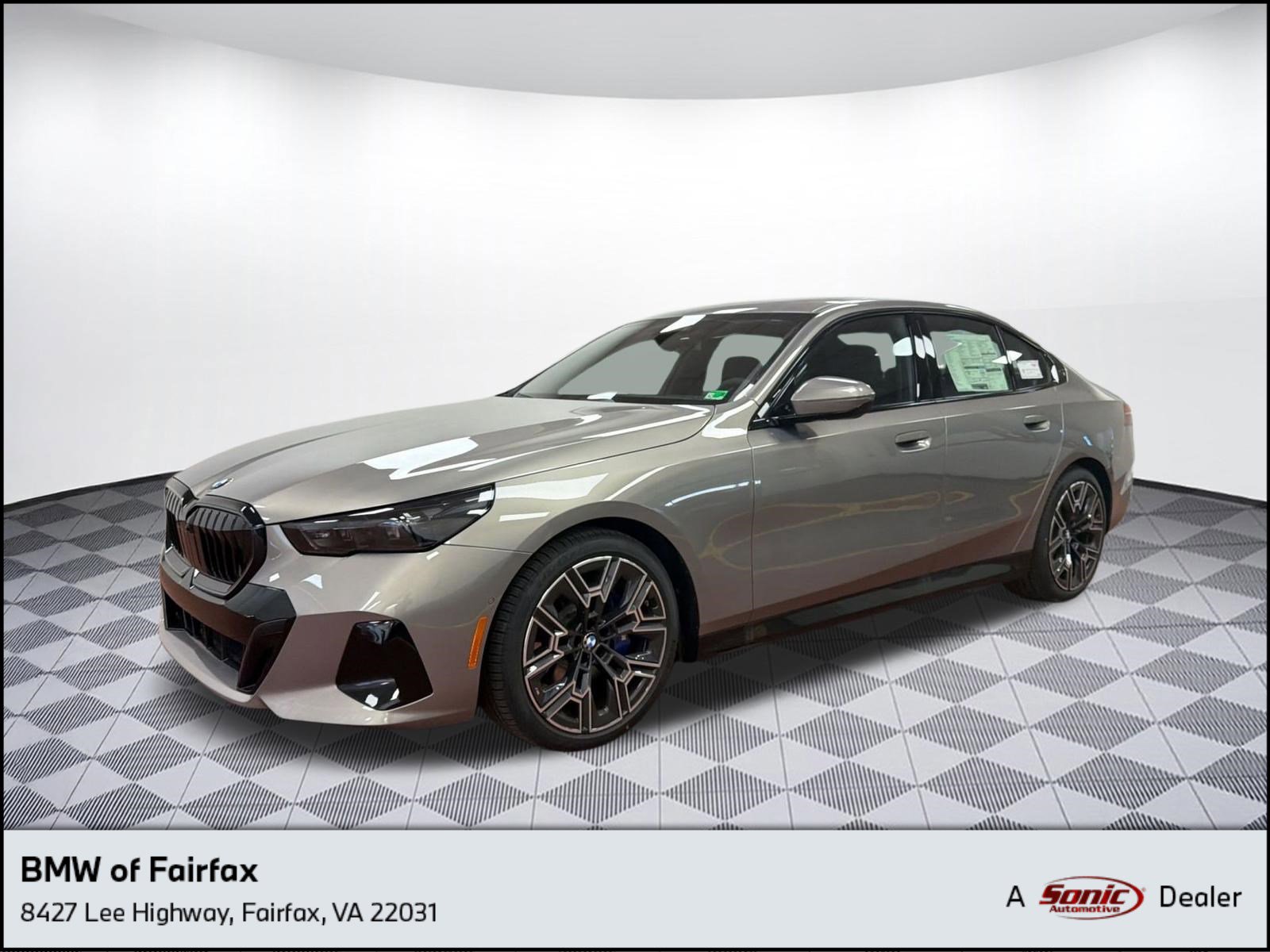 New 2026 BMW 530i xDrive w/ M Sport Package AWD/4WD image 1