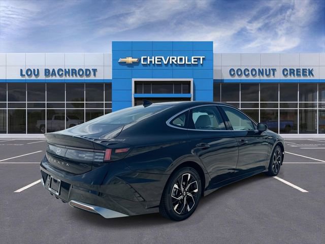 Used 2024 Hyundai Sonata SEL FWD image 8