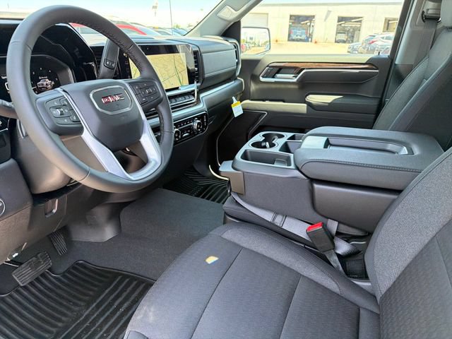 New 2026 GMC Sierra 1500 SLE w/ Preferred Package AWD/4WD image 17