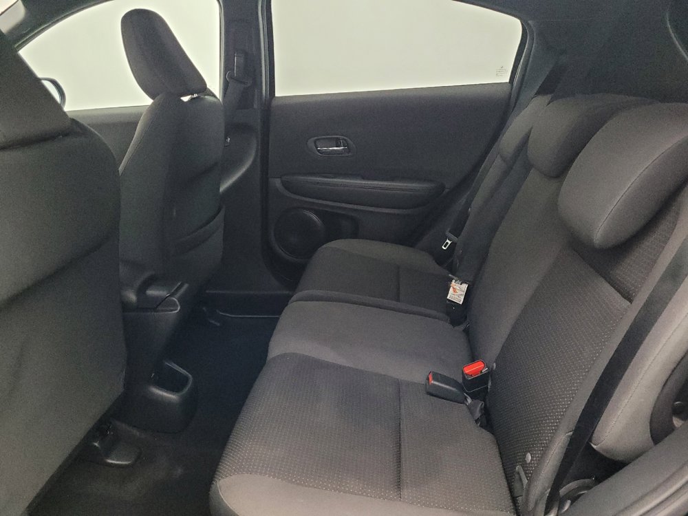 Used 2021 Honda HR-V Sport image 18