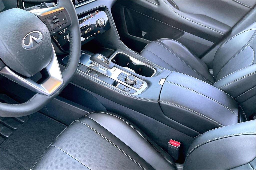Used 2025 INFINITI QX60 Pure FWD image 14