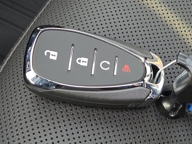 New 2026 Chevrolet Trax RS w/ Sunroof Package image 38