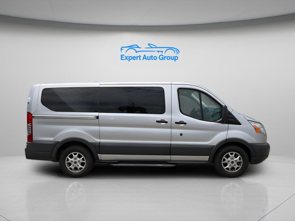 Used 2016 Ford Transit 150 XLT RWD image 3