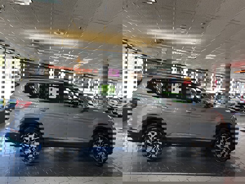 Used 2024 Volkswagen Atlas SE image 4