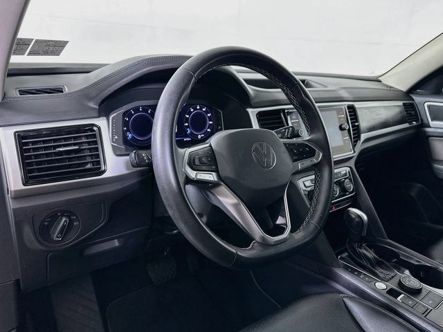 Certified 2023 Volkswagen Atlas SE w/ Black Wheel Package AWD/4WD image 10