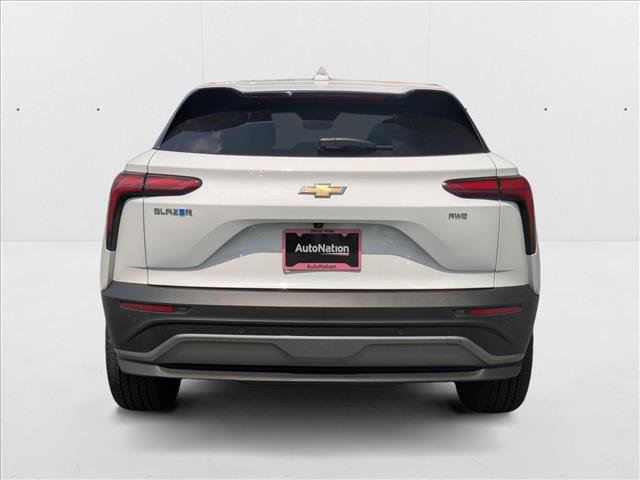 New 2025 Chevrolet Blazer EV LT image 7