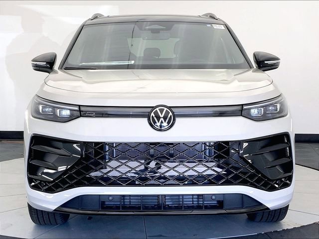 New 2026 Volkswagen Tiguan SE R-Line image 5