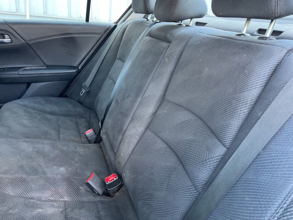 Used 2016 Honda Accord EX image 34