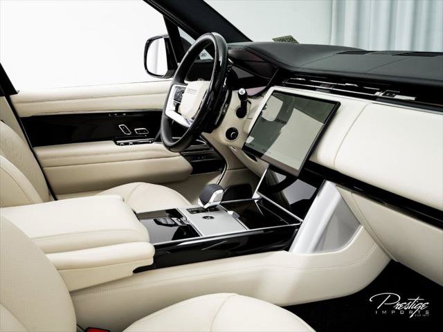 Used 2025 Land Rover Range Rover Autobiography AWD/4WD image 41