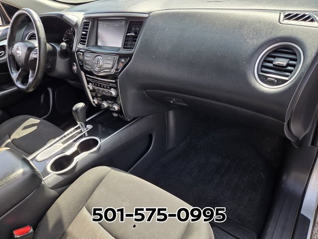 Used 2020 Nissan Pathfinder SV FWD image 16