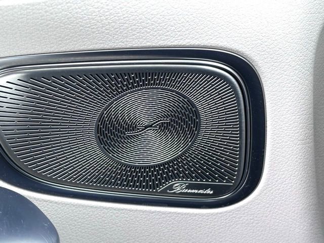 Used 2024 Mercedes-Benz GLC 300 4MATIC image 24