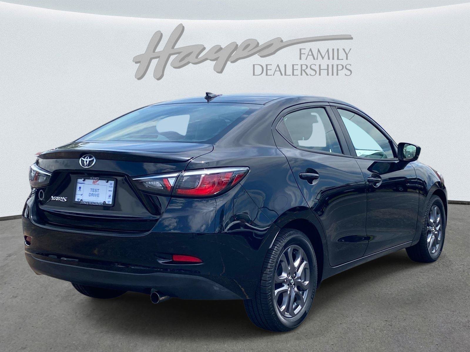 Used 2020 Toyota Yaris LE FWD image 3