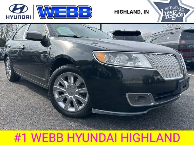 Used 2011 Lincoln MKZ image 2
