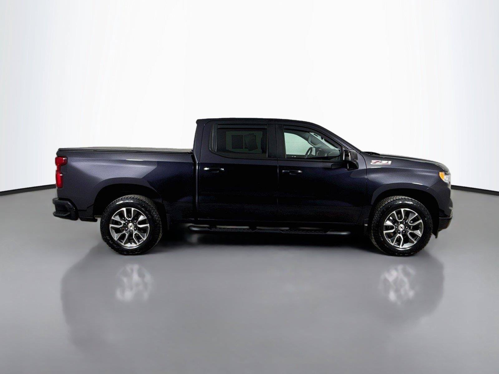 Used 2023 Chevrolet Silverado 1500 RST w/ Convenience Package II AWD/4WD image 13