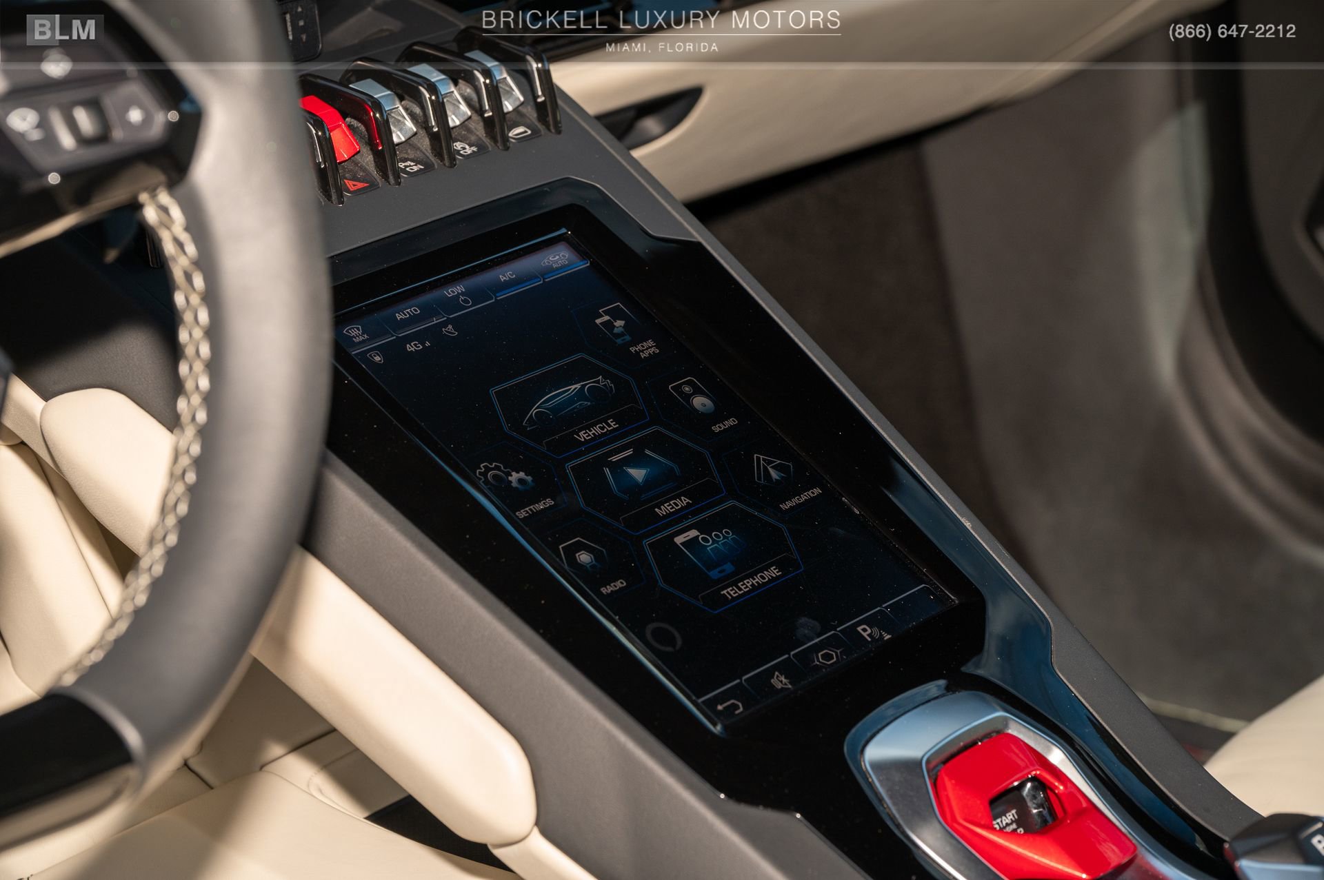 Used 2020 Lamborghini Huracan EVO image 16