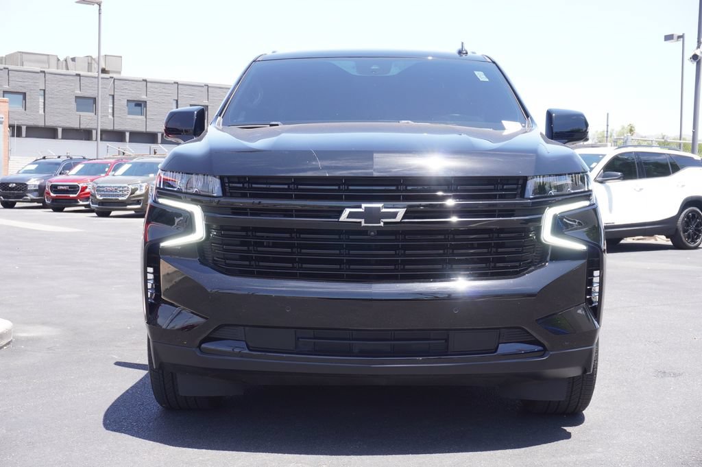 Certified 2023 Chevrolet Suburban RST w/ Sport Performance Package AWD/4WD image 5
