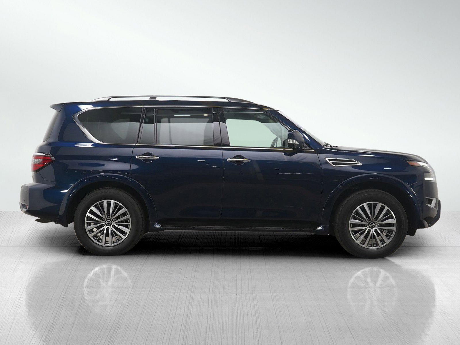 Used 2023 Nissan Armada SL image 8