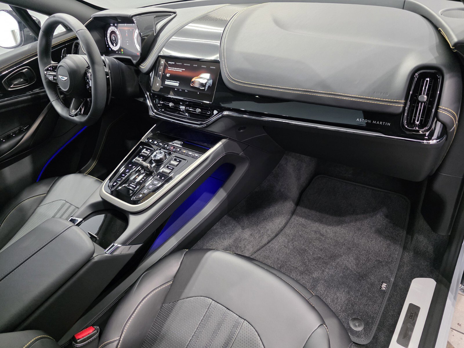 New 2026 Aston Martin DBX 707 image 28