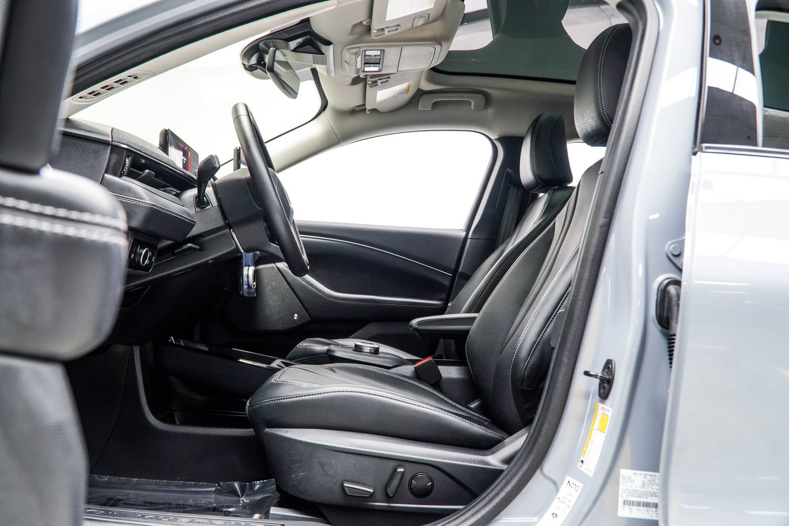 Used 2024 Ford Mustang Mach-E Premium RWD image 35