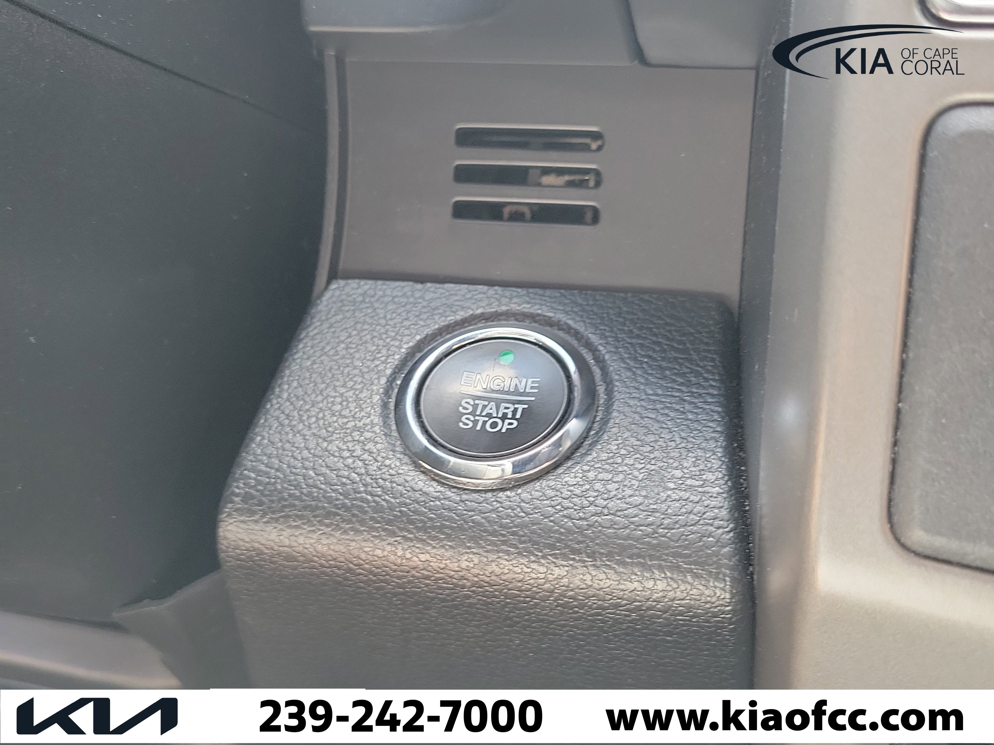 Used 2020 Ford Expedition Max XLT w/ Equipment Group 202A RWD image 31