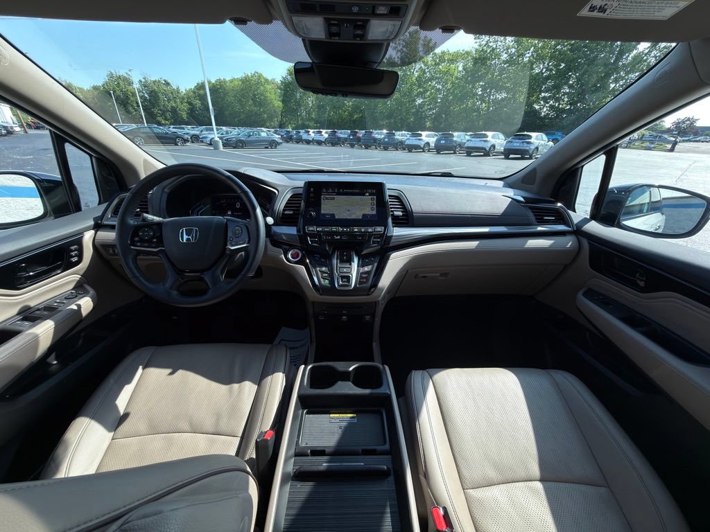 Certified 2024 Honda Odyssey Elite image 12
