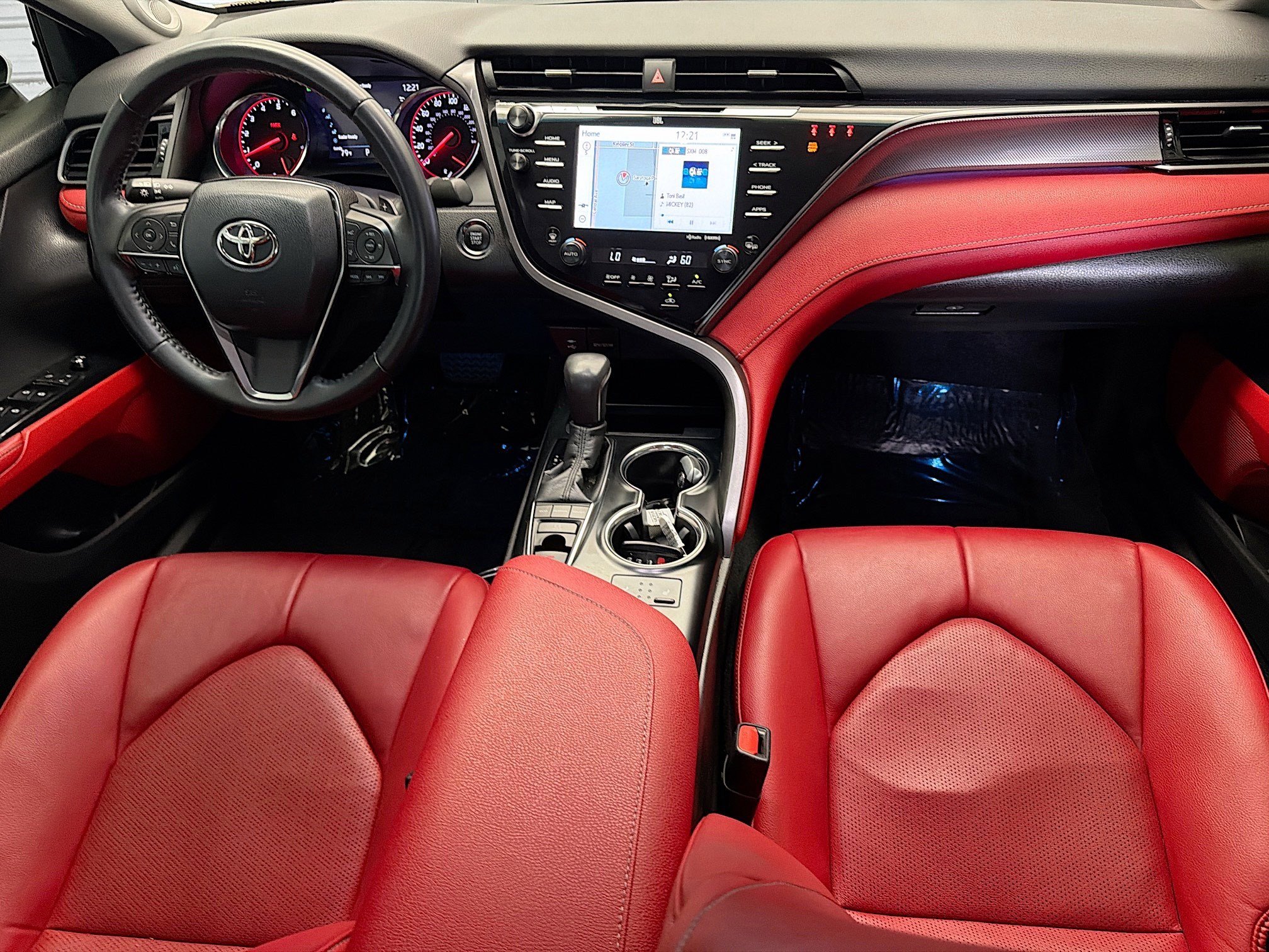 Used 2019 Toyota Camry XSE w/ Driver Assist Package FWD image 12