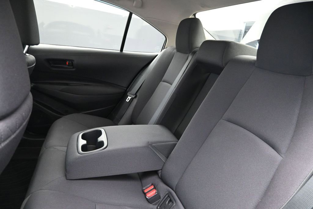 Used 2024 Toyota Corolla LE FWD image 14