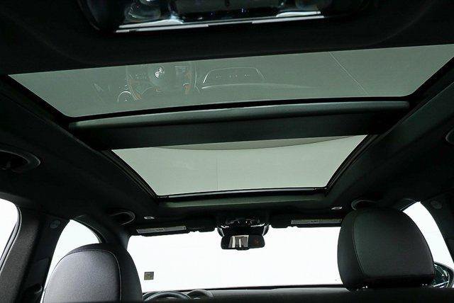 New 2025 Alfa Romeo Stelvio Sprint AWD/4WD image 5