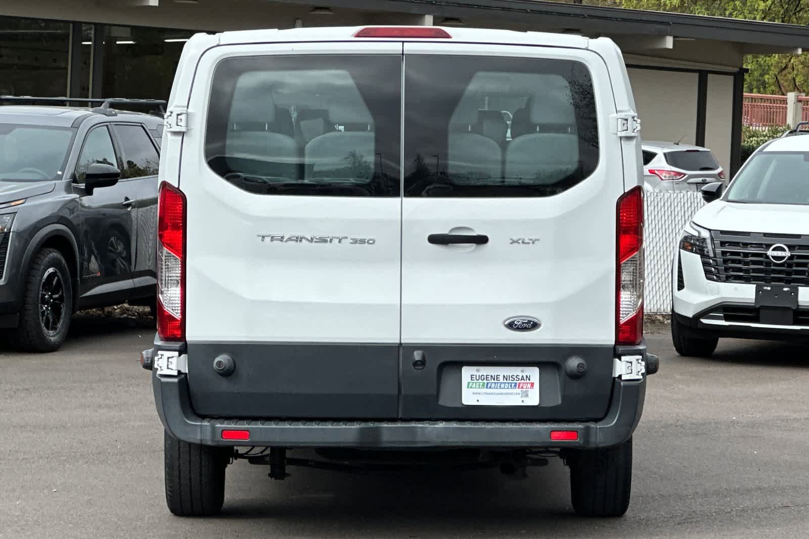 Used 2017 Ford Transit 350 XLT RWD image 7