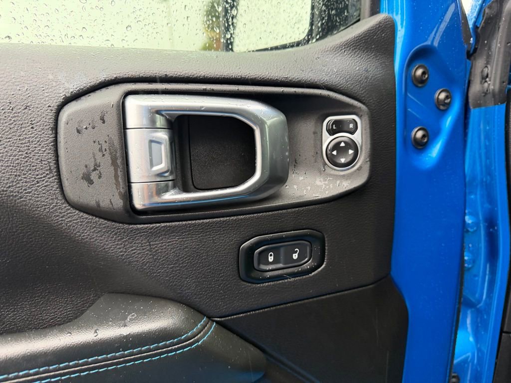 Used 2024 Jeep Wrangler Unlimited Rubicon 4xe image 14