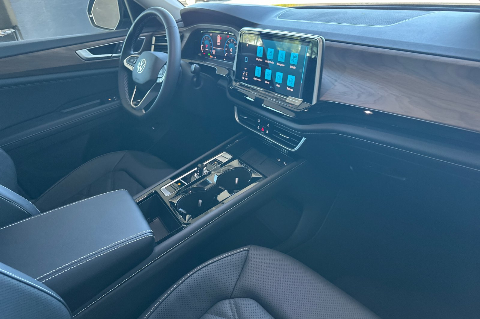 New 2026 Volkswagen Atlas SE AWD/4WD image 17