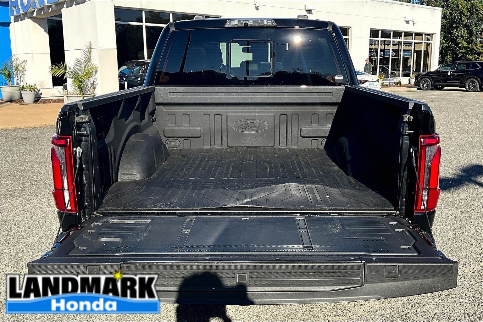 Used 2024 Ford F150 Raptor w/ Equipment Group 803A Raptor R AWD/4WD image 30