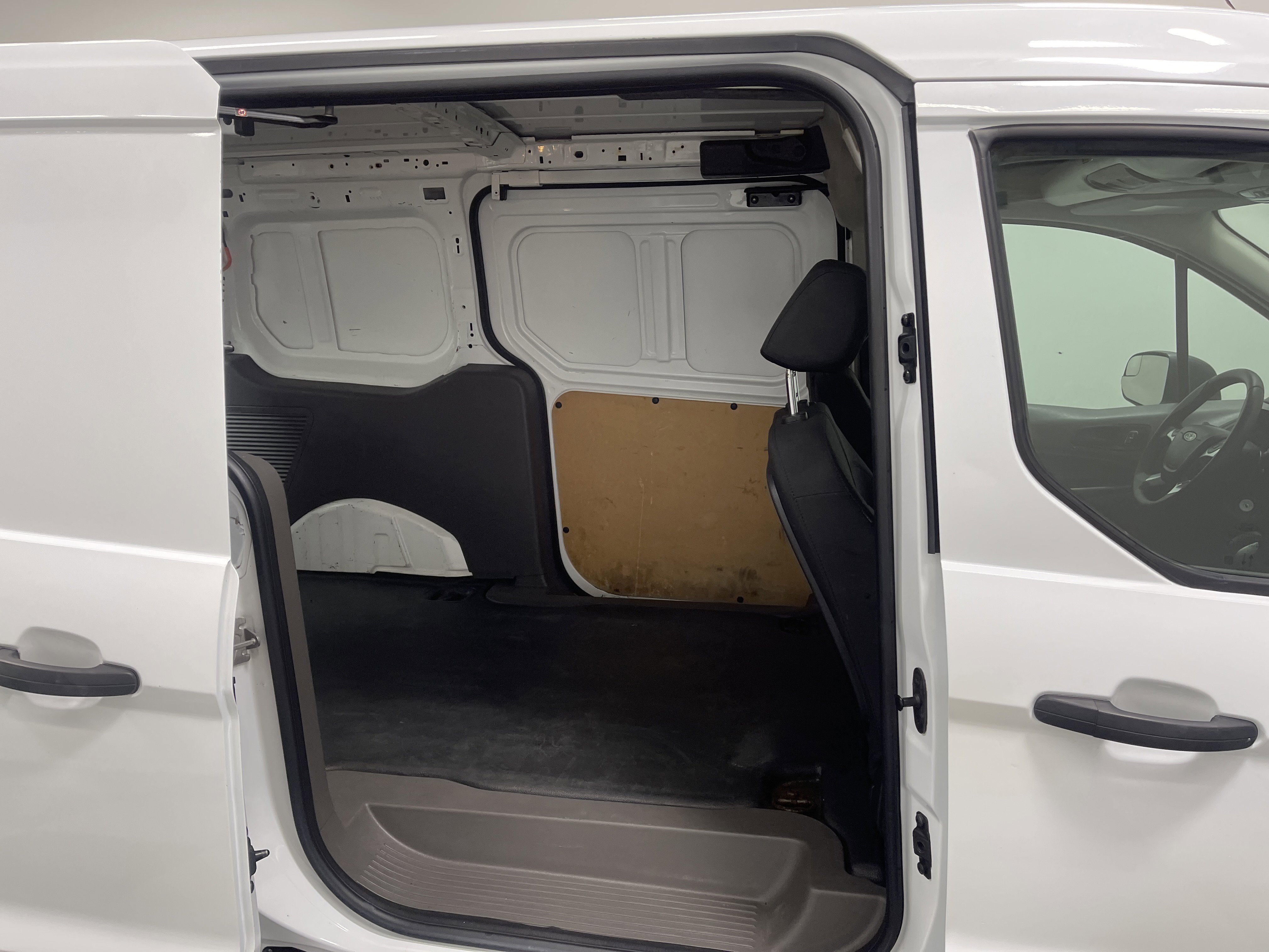 Used 2022 Ford Transit Connect XL w/ Trailer Tow Package image 17